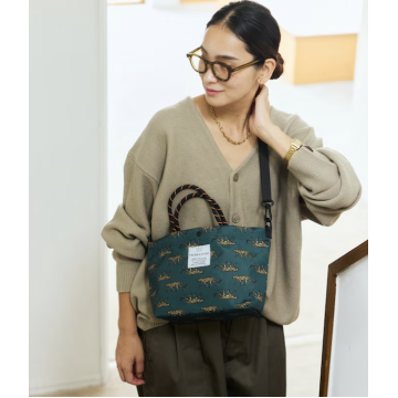 KiU× FREAK'S STORE 防水雙向手提迷你包