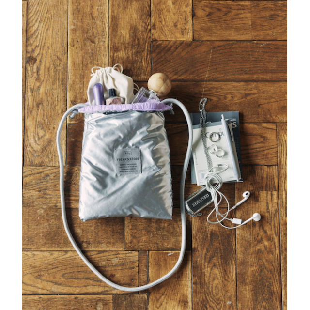 KiU× FREAK'S STORE PUFFY 雙面兩用肩包