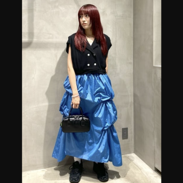 -Sale- HeRIN.CYE Collar cut tops   (售完為止)