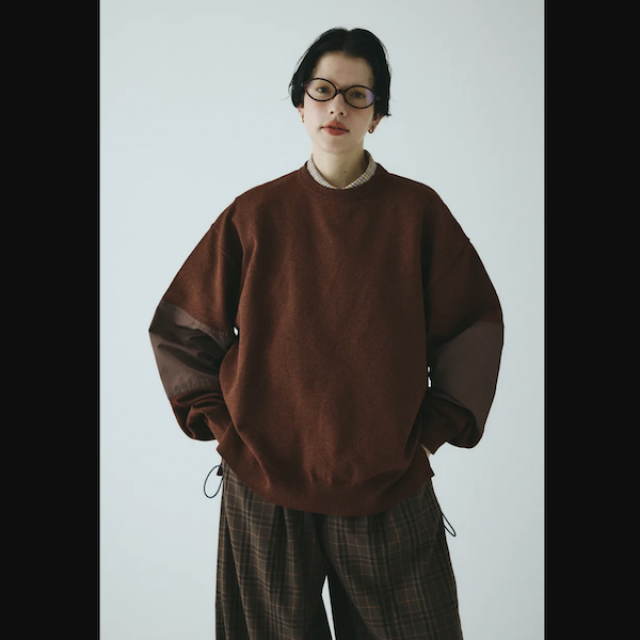 HeRIN.CYE 異材質拼接袖大學T