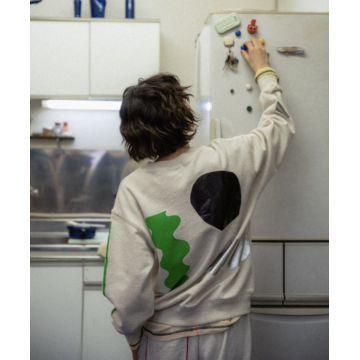 PAMM 內裡寬鬆的運動衫