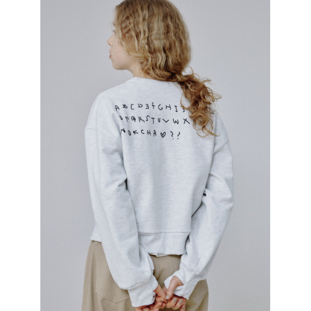 NOKCHA × MOMO alphabet sweat pullove